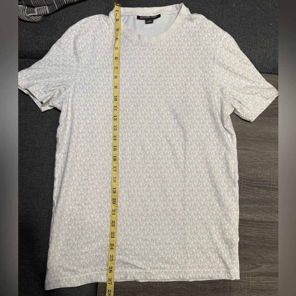 Michael Kors Men's Cream Patterned Tee - Picture 7 of 12